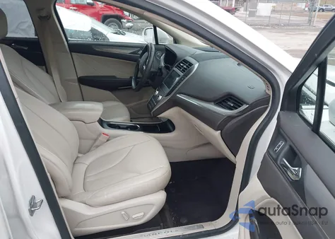 2017 Lincoln Mkc Premiere z USA, uszkodzony, nr VIN 5LMCJ1D95HUL27922